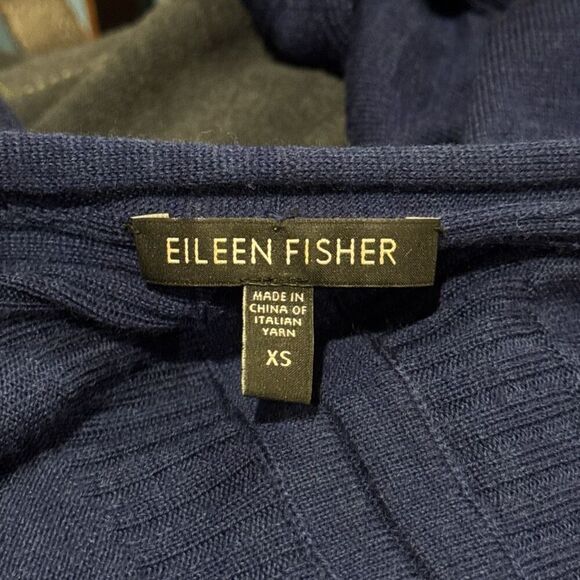Eileen Fisher merino wool cardigan sweater size XS - Picture 2 of 4